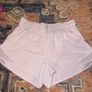 Strawberry milkshake High Rise 2.5” Lululemon shorts